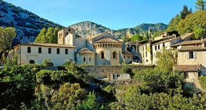 VISITE GUIDÉE SAINT GUILHEM LE DÉSERT