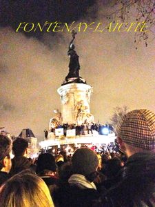 La République debout contre la barbarie