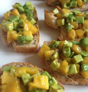 Bruschetta avocat mangue