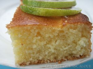 Gâteau au citron vert moelleux