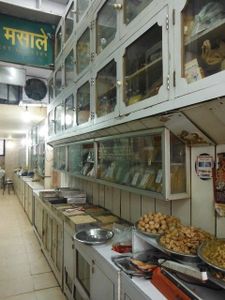 Dernier jour à Delhi, dernières emplettes et leçon de géographie