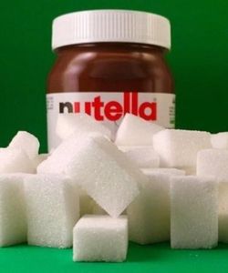 Toujours plus de sucre. Du sucre, on en soupoudre partout et en quantité!