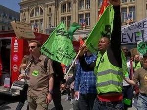 Aux syndicats CGT et SUD Rail de Grenoble et Isère