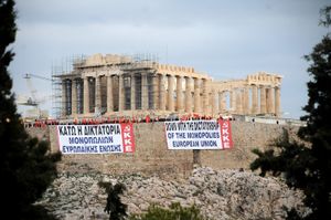 Grèce : Progression du KKE, victoire de Syriza – le peuple grec vote non à l’UE, la Troïka et l’oligarchie capitaliste