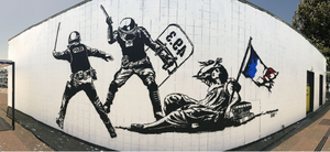 L'Etat matraquant la Liberté
