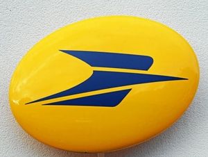 Solidarité postiers menacés !
