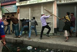 La grève se poursuit au Bangladesh