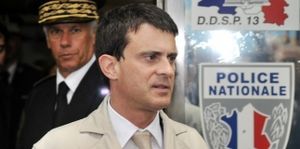 Manuels Valls, le "sauveur" de la "gauche"?
