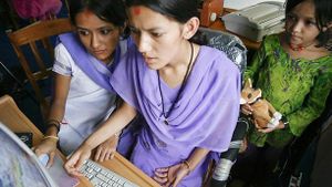 Onze raisons d'être optimistes en 2014, selon Bill et Melinda Gates.
