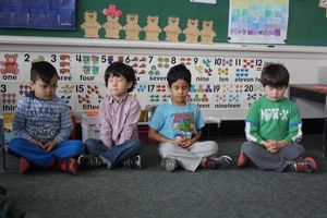 Au Canada, la méditation comme outil pédagogique à l'école.