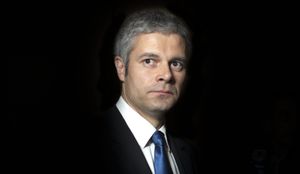 Laurent Wauquiez... sur les traces de François Copé, pour assurer le job d'une critique belliqueuse, revancharde contre François Hollande, histoire de déblayer le chemin pour l'éternel retour de Sarkozy