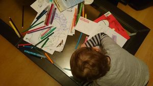 Chut Bébé dessine ! (+Concours Semaine Anniversaire)