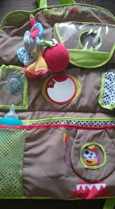Nos 5 indispensables pour bien voyager en voiture avec Bébé