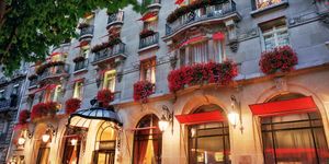 Après sa Christmas Party au Plaza Athénée qui a connu un franc succès,