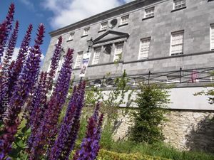 Un Palais pour un Évêque