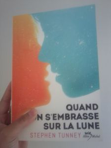 Quand on s'embrasse sur la lune