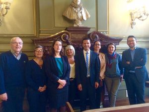 Delphine Jamet, Estelle Gentilleau, Mariette Laborde, Alexandra Siarri, Isabelle Amicel et Fabien Robert à Hôtel de ville de Bordeaux.