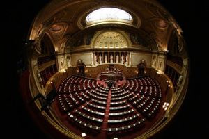 Le Sénat souhaite rendre prioritaire la résidence alternée : Comment se prévaloir de cette avancée devant les juridictions ?