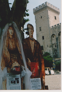 Avignon quand tu nous tiens ...