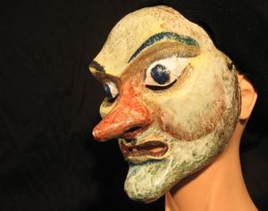 LE MASQUE DU RITUEL AU THEÂTRE
