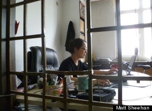 Samantha Yang dans son bureau, à Xi'an.