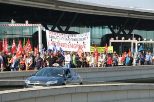 Raffineries, transports, EDF, sites de traitement des ordures ... la mobilisation ne faiblit contre la "loi travail"