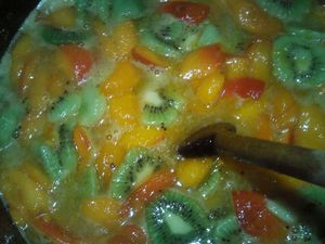 confiture abricots kiwis