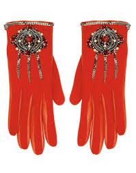 Customized gloves