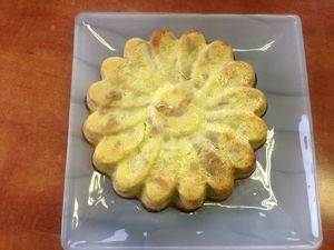 Flan aux pommes et à la brioche