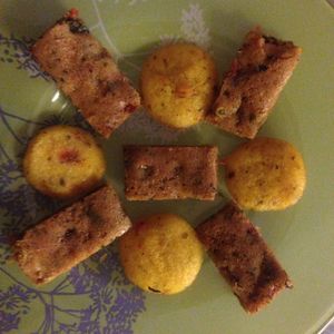 "Madeleines" aux tomates séchées et parmesan