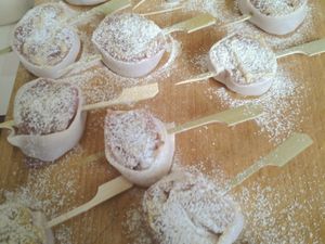 Médaillons de porc, céleri et sauce au bleu