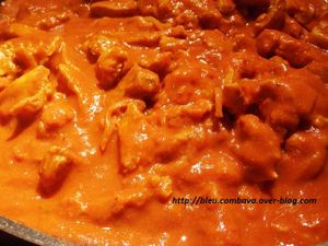 Émincé de dinde à la tomate et à la Dakatine-pâte d'arachide