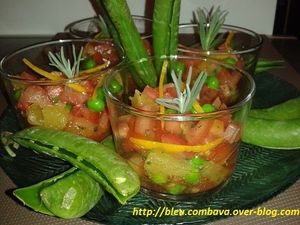 Verrines fraîcheur tomates, orange et petits pois frais...