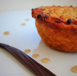 Petits Flans Pomme-Amande à la Vanille Bleue