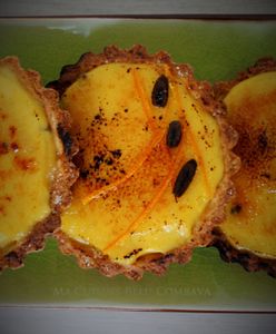 Tartelettes aux Éclats de Vanille Bleue et Rhum Orangé-Gingembre