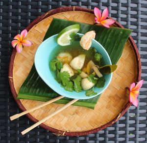 Tom Yam Khung- Bouillon aux Crevettes à la Citronnelle - ต้มยำ -Thaïlande
