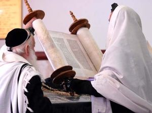 Dossier Religion : Les 3 livres des religions monothéistes