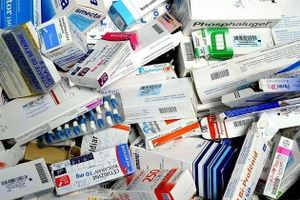 Médicaments: création d'une base de données publique sur internet
