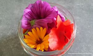 Mauve, coquelicot, calendula