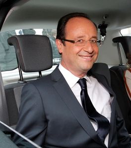 Des coussins pour les fesses du président