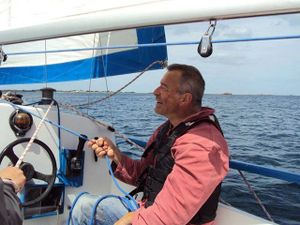 Aujourd'hui: Journée voile sur le Trieux pour les résidents du Foyer des Nouelles (Plérin-22)