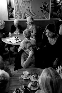 Les bistrots mémoire en Bretagne- Pour vaincre l'isolement lié à Alzheimer