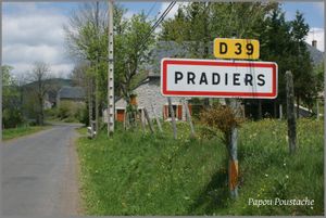 Les villages du Cantal: Pradiers