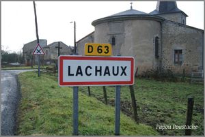 Les villages du Puy de Dome:Lachaux