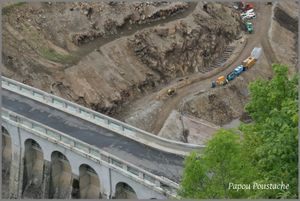 La construction du barrage de Sarrans