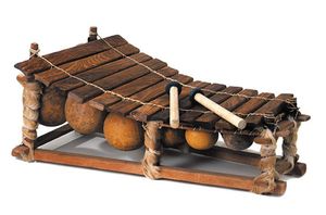 Des instruments à travers le monde