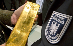 Naked Gold Shorts: The Inside Story of Gold Price Manipulation