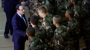 FRANCE-AFRIQUE : « Moi, Président de la Françafrique » (Afriques en Lutte)
