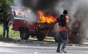 Venezuelan Government Sends Army to Combat “Grave” Opposition Disorder near Colombian Border (Venezuelanalysis)