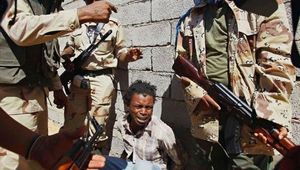 Racisme : les Libyens et immigrés noirs, boucs émissaires des milices (JAI)